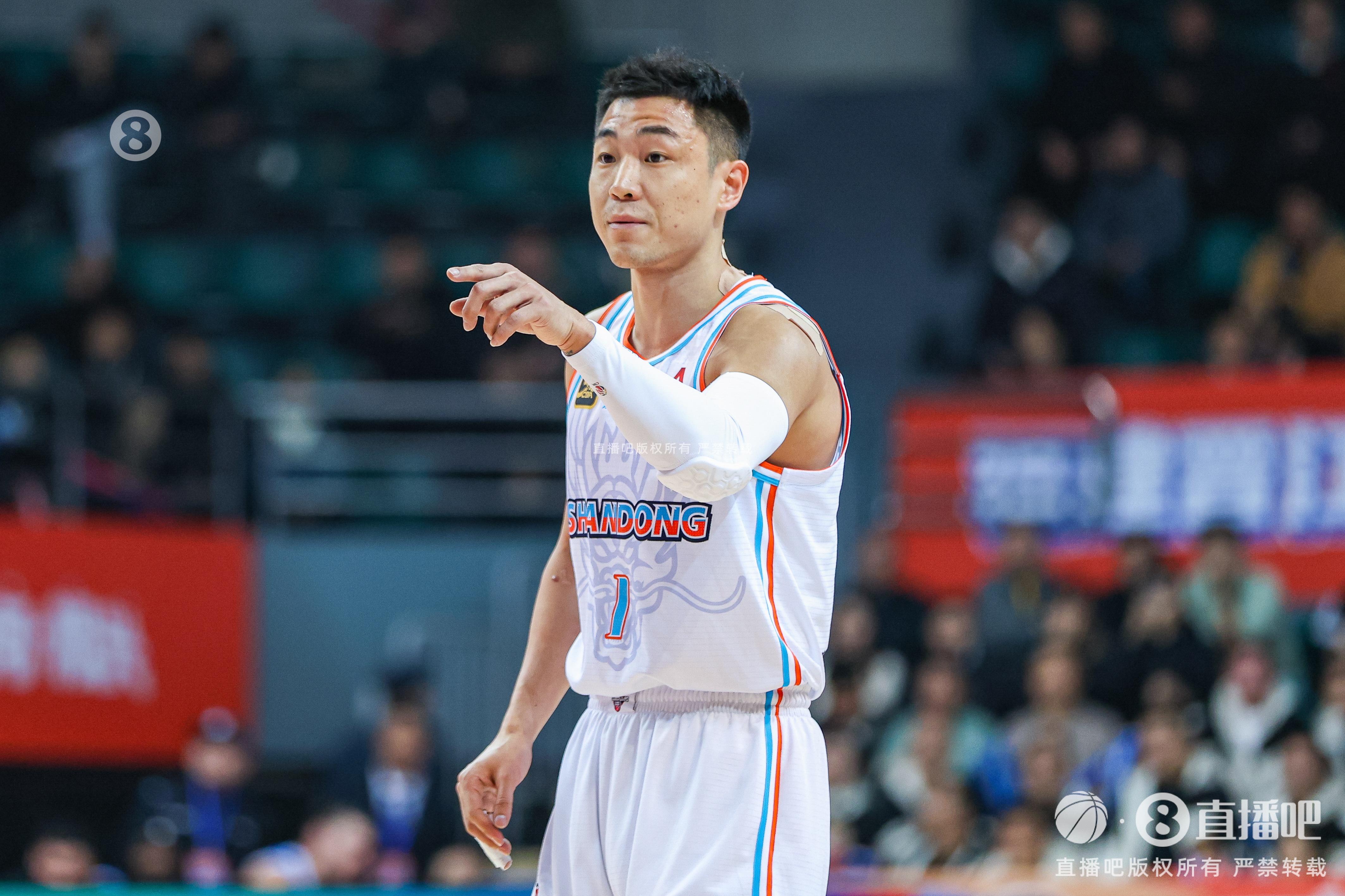 全能表现!高诗岩7中4拿到12分3板4助 正负值+13
