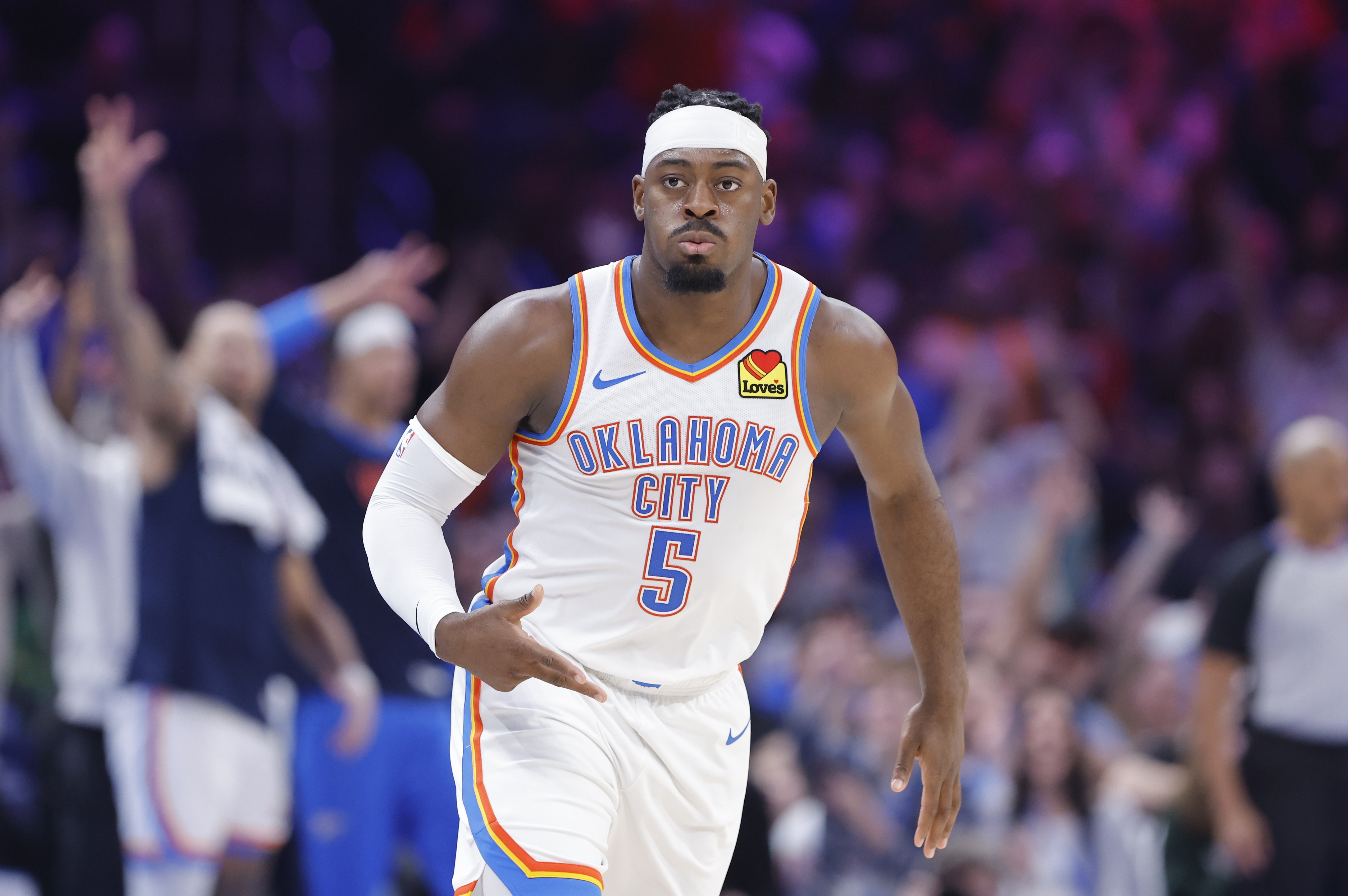 杰伦威:多特应当选DPOY 每天他都展现出了高水平防守不可思议